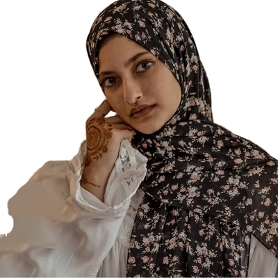 High Quality Trendy Heavyweight Hijaab Tudung Bawal Square Scarf Chiffon Printed Floral Scarf Muslim Hijab