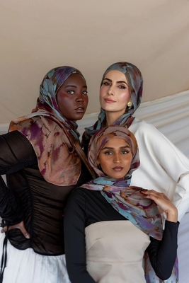 Supplier Elegant Fashion Accessory Muslim Women Hijab Shawl Digital Printing Marble Design Long Chiffon Scarf